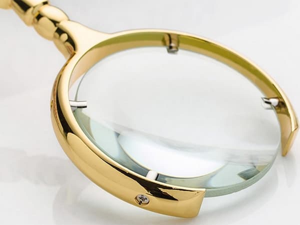 Læselup 6x med glaslinse metal guld linsediameter 9 cm