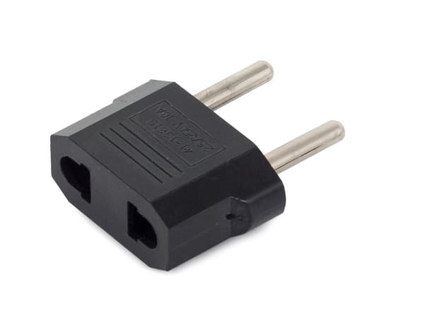 Adapter til elstik fra flad stikprop til rundt stik 250 V 10 A