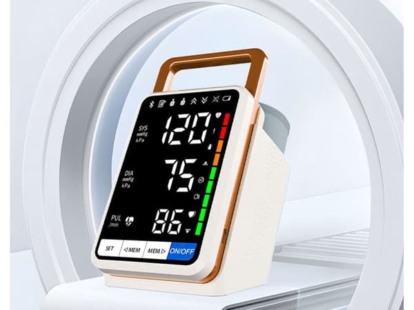 Blodtryksmåler til overarm genopladelig LCD stemmeguide 22–32 cm
