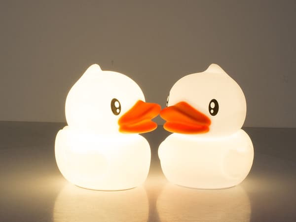 Natlampe til børn and i silikone RGB touch, genopladelig USB hvid