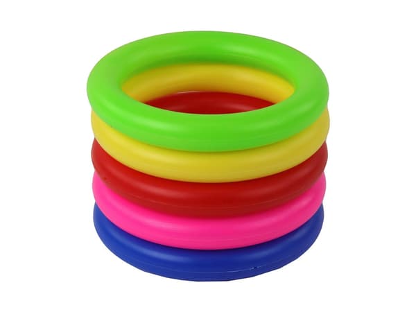 Ringkastspil til børn 3+ med 5 ringe og 5 pæle, 41,5 cm