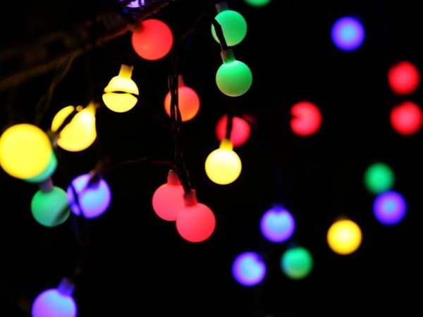 Aurinkoenergialla toimiva valosarja 40 LED moniväri 690 cm 8 valaustilaa
