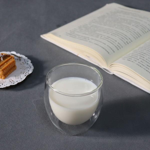 Isolerad värmebeständig glaskopp äggformad transparent mjölkkopp juicekopp dubbelväggig förtjockad glaskopp (250 ml)