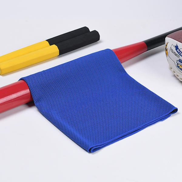 Kannettava Mini Silika-geelisetti Kylmä Pyyhe Polyesterikuitu Ulkoilma Jäähdytyspyyhe Fitness urheilu kuntosali Juoksu nopeasti kuivuva Kylmä Pyyhe Sky Blue 30*90cm