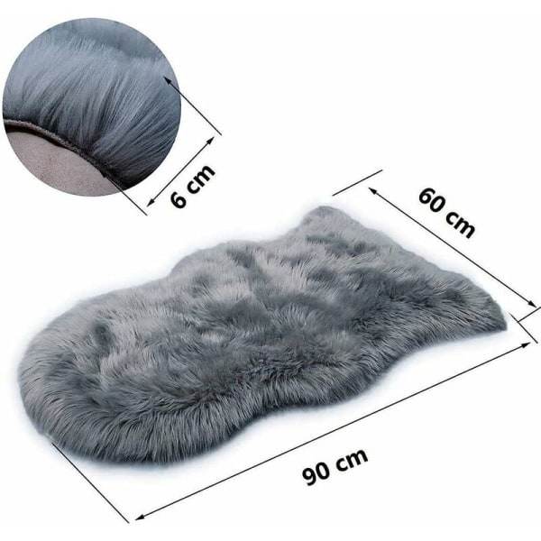 Heltäckande fuskpälsmatta, fluffig fuskpälsmatta, universal i olika storlekar för sovrum, vardagsrum, stol eller soffa (ljusgrå) - 60x90cm