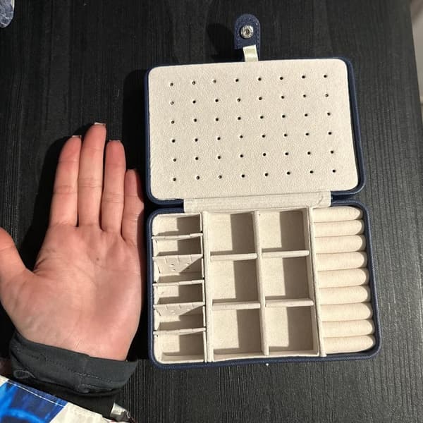 PU læder smykkeopbevaringsboks, dobbeltlags bærbar, marineblå, til øreringe og armbånd