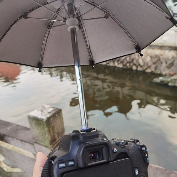 DSLR-kameran sateenvarjo Universaali Kuumkenkäkansi Kiinnitys Aurinkosuoja Sateensuoja