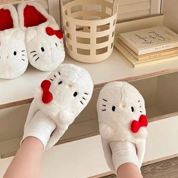 Sanrio plyschtofflor Hello Kittys Kawaii söta student höst vinter sovrum mjuka vadderade plysch sovrum Aldult skor flickor jul Hello Kitty 38-39