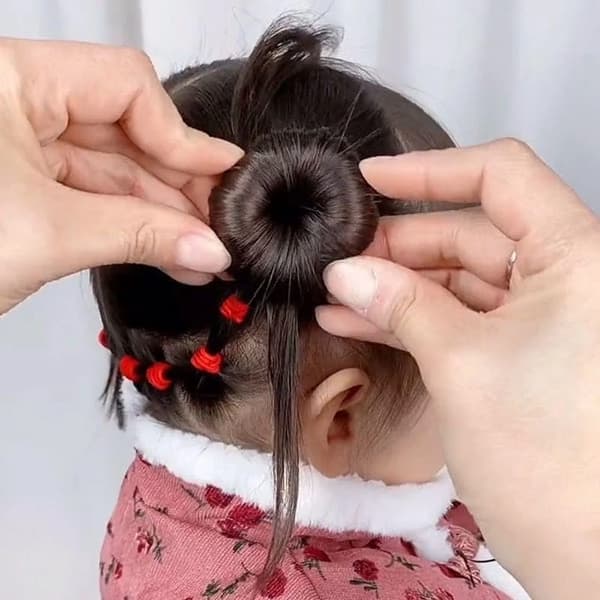 Mini Hårknold Maker Sæt, 6 STK Chignon Donut Formere til Børn Piger Kort og Tyndt Hår, Sort 2 Tommer