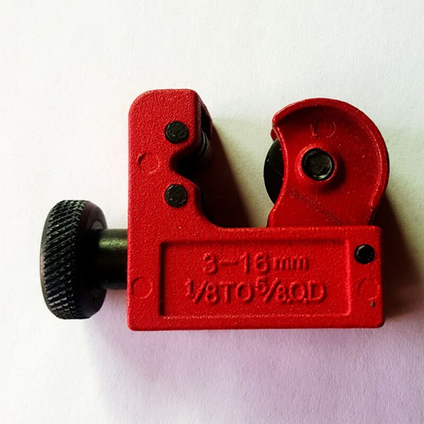 Mini rörskärare, är idealisk för att skära rör med en diameter på 3 till 16 mm (1/8\" - 3/8\")