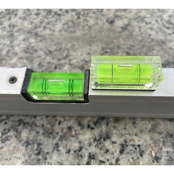 5 kpl 15×15×40mm neliön muotoinen mini-vesivaaka pieni vesivaaka
