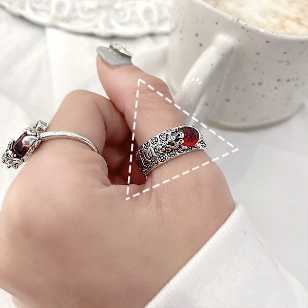 Pixiu-ring för kvinnor för att locka till sig välstånd, europeisk och amerikansk överdriven smyckedesign, nisch retro nationell stil 925 silverring bleknar inte 646 Pixiu (Open on 7th) Adjustable opening