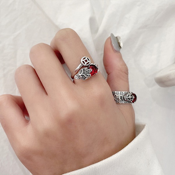 Pixiu-ring för kvinnor för att locka till sig välstånd, europeisk och amerikansk överdriven smyckedesign, nisch retro nationell stil 925 silverring bleknar inte 415 Pixiu (opened on 9th) Adjustable opening