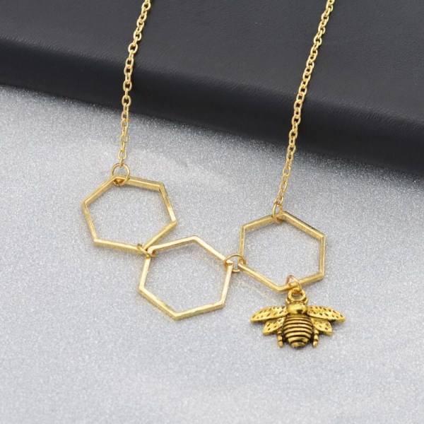 Geometrisk Hexagon Halskjede Honningkake Hexagon Halskjede Clavoid Kjede Henger Kvinner Bursdagsgave Brukbar og Praktisk