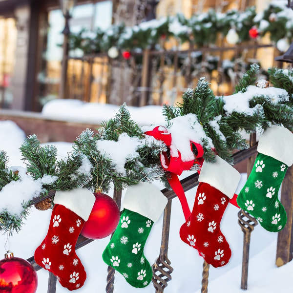 2 stora julstrumpor 8,7 x 18,1 tum Hundtassavtryck Snöflinga