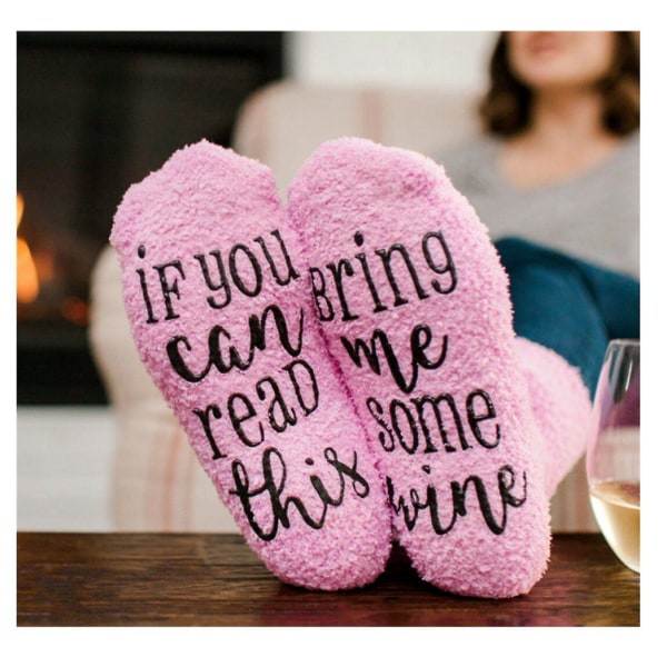 Presenter til henne If You Can Read This Bring Me Wine! Morsomme Cupcake Sokker Bursdagspresenter - varme Fluffy Novelty