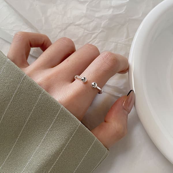 Anti-stress ring med 7 roterbare kobberperler Silver Sølv