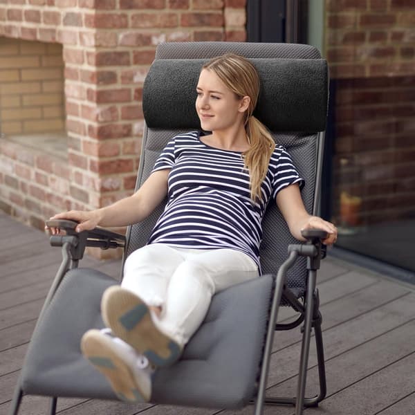 Halvmåneformet benstøttepude, memory foam fodstøtte med lammeuldsbetræk og elastikstropper til seng, sofa og lænestol, sort, 58x25x10 cm