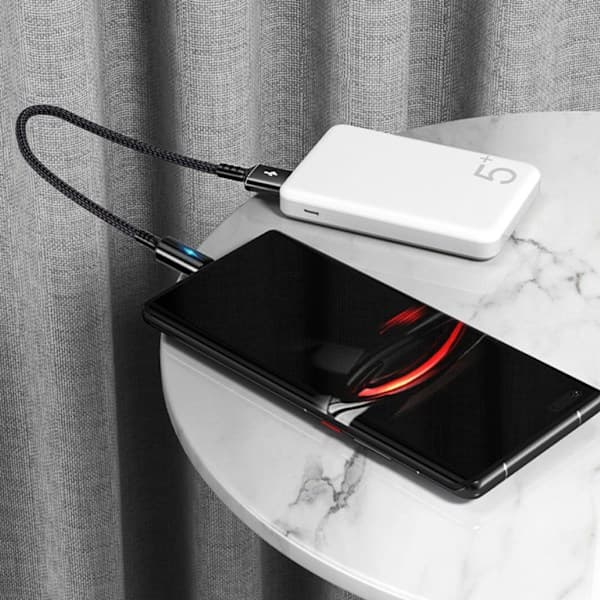 Kompakt USB-C til USB-A Opladnings- og Datakabel 2.4A Opladerkabel 25cm Kort Ledning, Materiale af Nylon og Aluminiumslegering Sort Sort 0.03