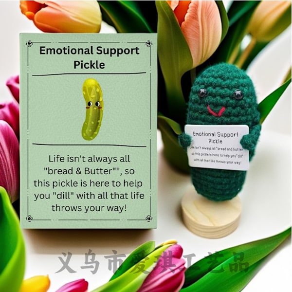 Amazons bedst sælgende uldne, håndhæklede \"Emotional Support\" frø-ornamenter med positiv energi-kort Pickled cucumber + big card 1
