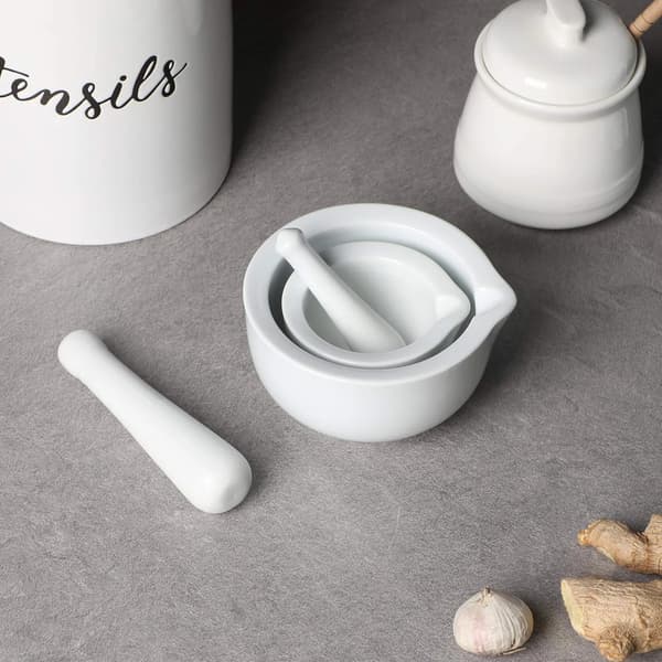 Morter- og støder-sæt i porcelæn Keramisk urtekværn og pilleknuser til køkken- og apoteksbrug Hvid 3,3 tommer