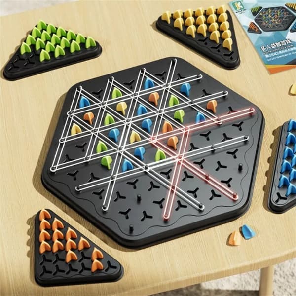 Triggle Gummibandsstrategispel Utbildningsspel Kedjespel Triangulärt Schackspel