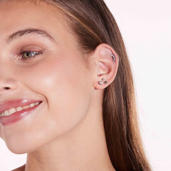 Krystal Helix Piercingsæt til kvinder, bruskøreringe i rustfrit stål med sølvfinish og hvide krystaller, gave til hende