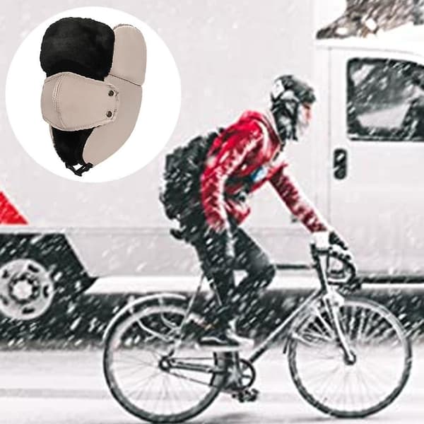Nøytral lue i saueskinn og lær for vinterflyging