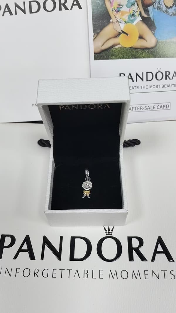 Pandora Moments Hängeberlock 763602C00 Barn_yux