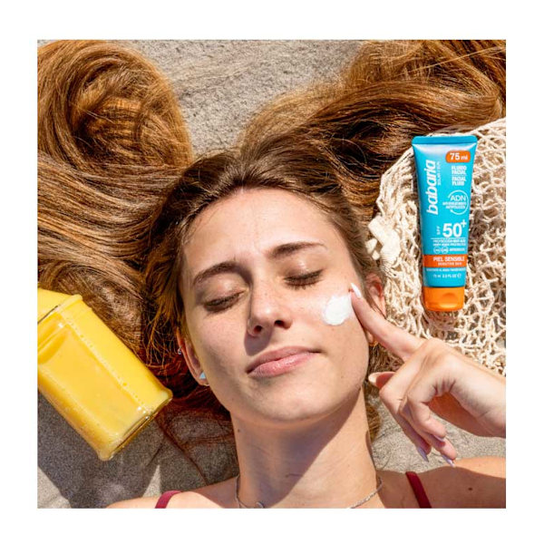 Babaria Facial Fluid Sensitive Spf50 Solcremevæske 75Ml