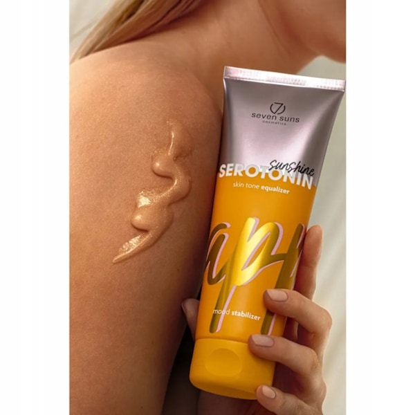 7Suns Serotonin Sunshine Ihoa Heleyttävä Aurinkovoidetta Solariumille 250Ml