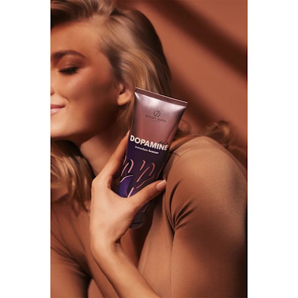 7Suns Dopamine Dash Øyeblikkelig Bronzer 250Ml – Neurokosmetikk For Soling