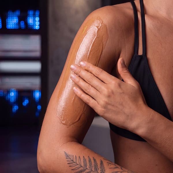 Leopard Vibe Instant Deep Bronzer -Aurinkovoide, Voimakas Ja Intensiivinen, 15 Ml