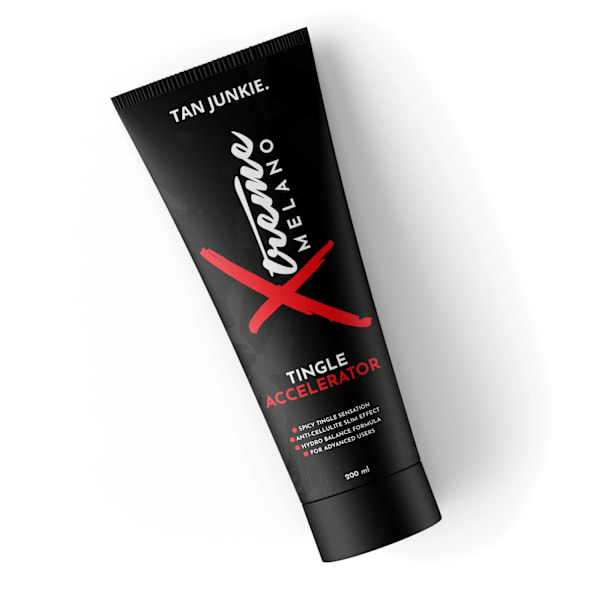 Tan Junkie Xtreme Melano Accelerator Pistelyvaikutuksella 200Ml