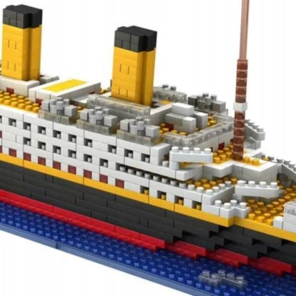 Titanic-laivan rakennuspalikkasarja 1860 osaa Suuri malli 14+