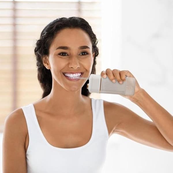 Portable Water Flosser, 20ml Waterproof Electric Tooth Cleaner
