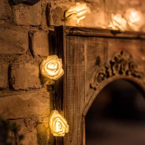 Ljusslinga med 20 rosor - varmvit LED - 3 m - Batteridriven