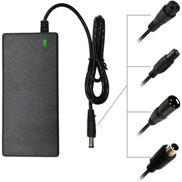Elektrisk løbehjuloplader - Uspecificeret - 42V 2A - 5 stik - Lithium-kompatibel - Sort