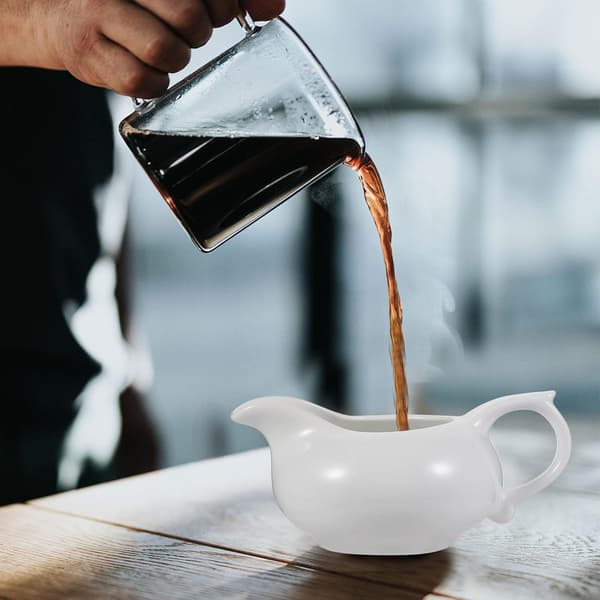 Ceramic Creamer, Multifunctional Coffee Milk Jug with Spout and Comfortable Handle, Suitable for Home Use