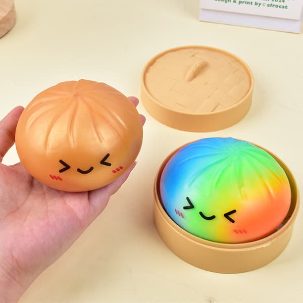 Regnbue Baozi Squishy Leketøy - Søt Mat Simulasjon Stressavlastende Sensorisk Leketøy for Barn (Mykt TPE Materiale)