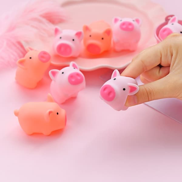 10-pack Squeezable Small Pigs, Cute Mini Pigs, Screaming Pigs, Sound-Making Pigs That Squeak When Squeezed, Colors Are Random