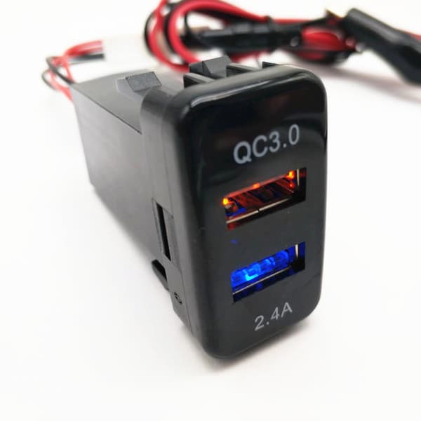 Dobbel USB 2.0 Billader Hurtiglading 3.0 med Kortslutningsbeskyttelse