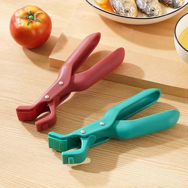 Heat-resistant pot holder with adjustable multi-angle non-slip silicone grip, green and red