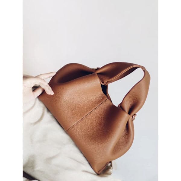 Polene Cloud Bag, Äkta läder, Nischad Crossbody Dumplingväska, Nummer, Mångsidig Handväska/Axelväska Kamel camel