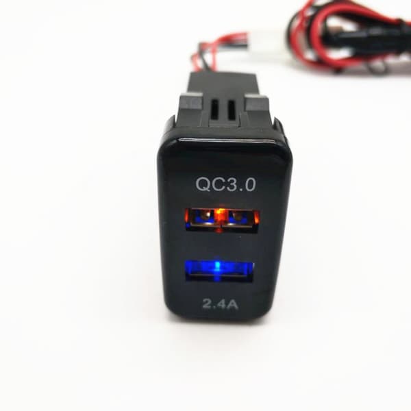 Dobbel USB 2.0 Billader Hurtiglading 3.0 med Kortslutningsbeskyttelse