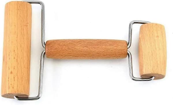 Justerbar kjevle i tre for baking med jevn tykkelseskontroll og dobbeltsidig bakverksrulle
