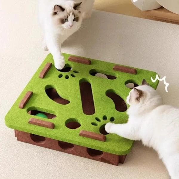 Cat Scratch Board, made of felt material, interactive indoor toy, suitable for kittens to train. Square, green-brown Square, green-brown