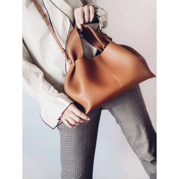 Polene Cloud Bag, Äkta läder, Nischad Crossbody Dumplingväska, Nummer, Mångsidig Handväska/Axelväska Kamel camel
