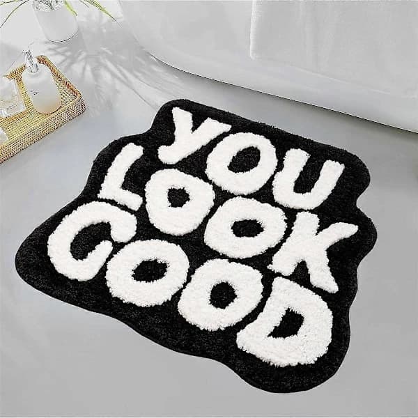 Badeværelsesmåtte \"You Look Good\" Badeværelsesmåtte Badeværelsesmåtter Sjov Badeværelsesmåtte Sød Badeværelsesmåtte Cool Måtter (Sort)