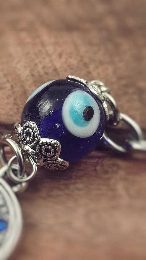 Avaimenperä pahan silmän Hamsa Fatima -käsisuojalla Lucky Keychain Amu
